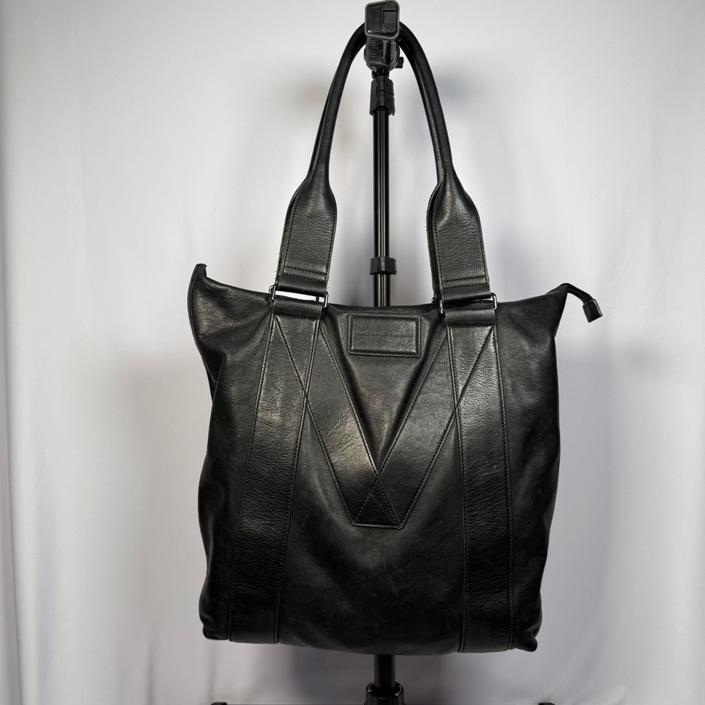 Marc Jacobs Black Leather Shoulder Bag